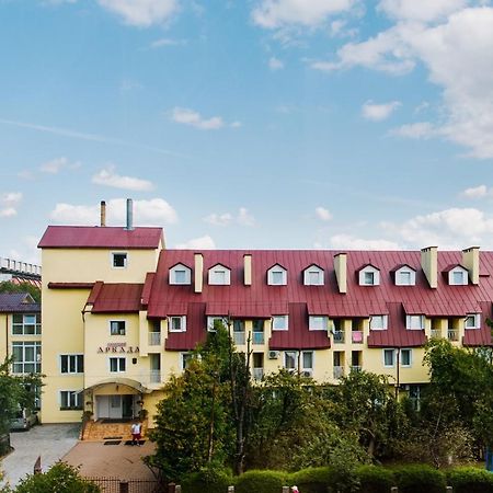 Arkada Sanatorium Truskavets Exterior photo